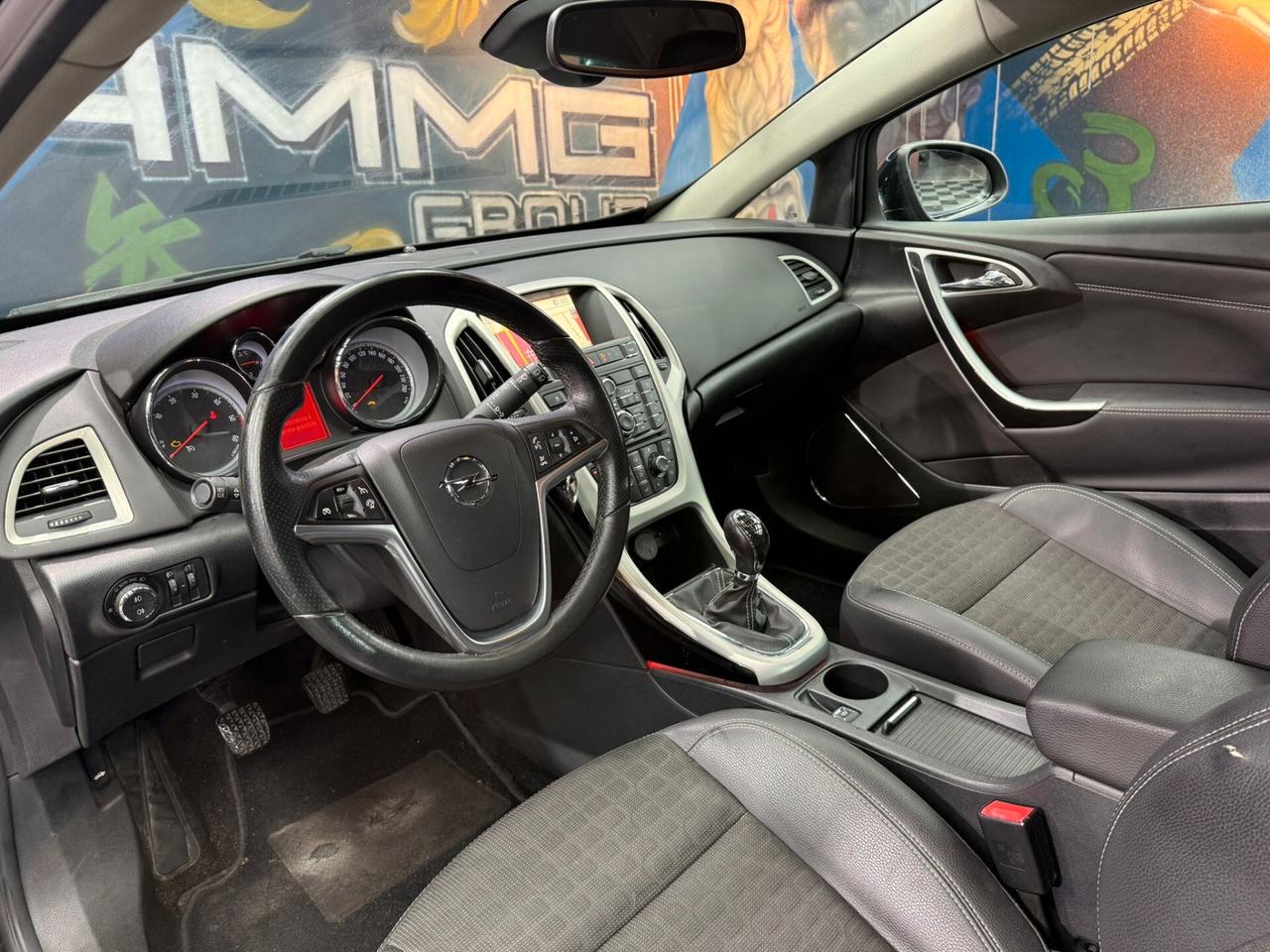 Opel Astra GTC 2.0 CDTI 165CV S&S 3 porte Cosmo S (271)