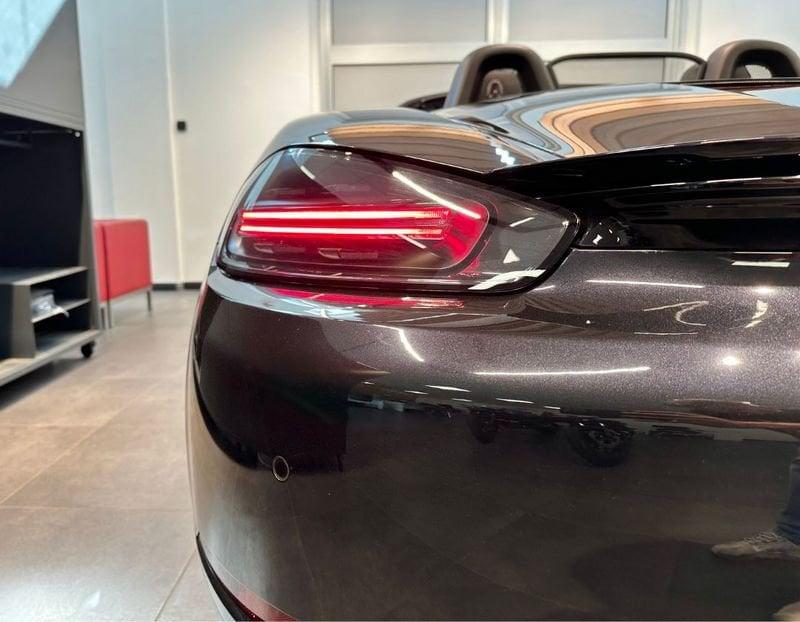 Porsche 718 Boxster 2.0