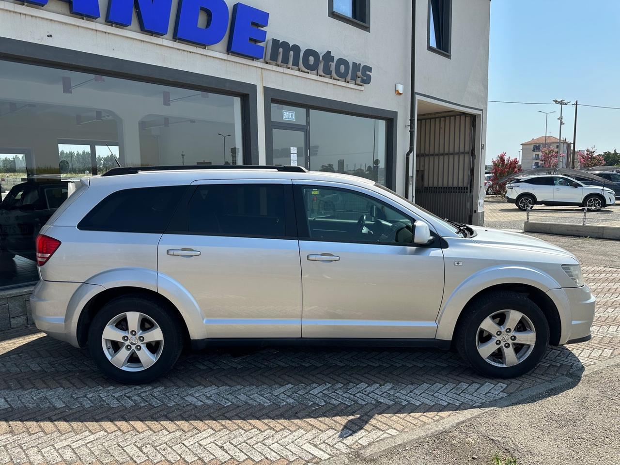 DODGE Journey 2.0 Turbodiesel auto SXT DPF 7 POSTI