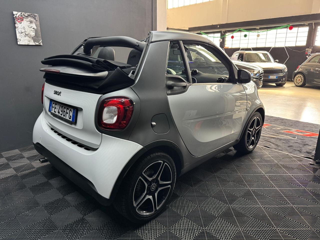 Smart ForTwo 0.9 Turbo 90 CV (2016) – Agile e Scattante!
