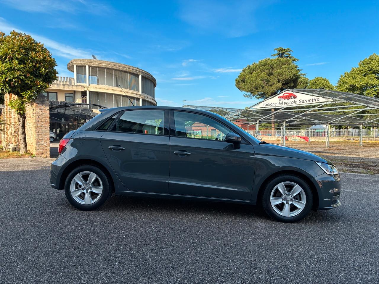 Audi A1 1.0 TFSI ultra Admired