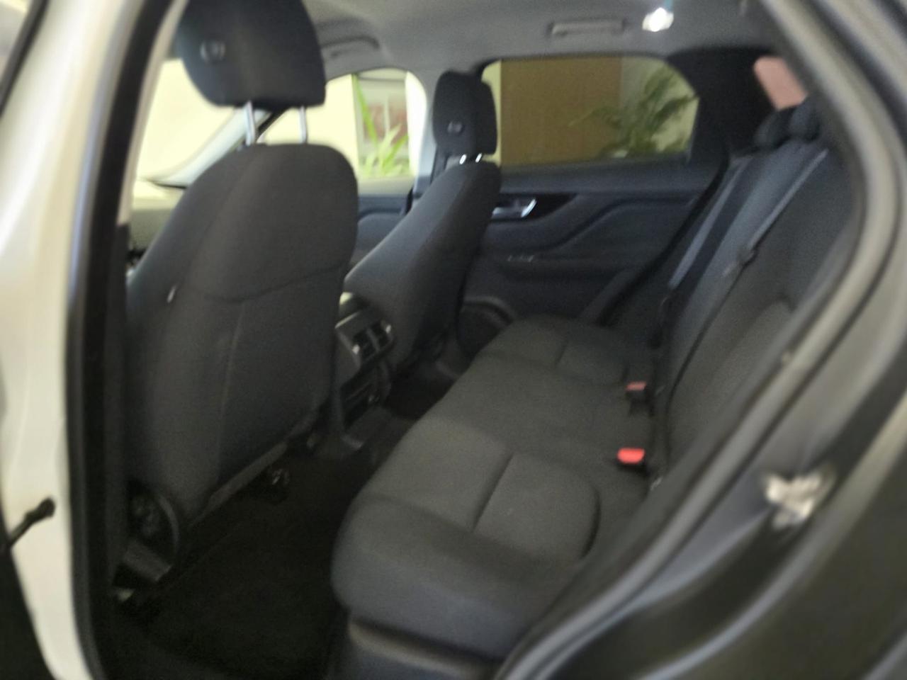 Jaguar F-Pace 2.0 D 163 CV Prestige