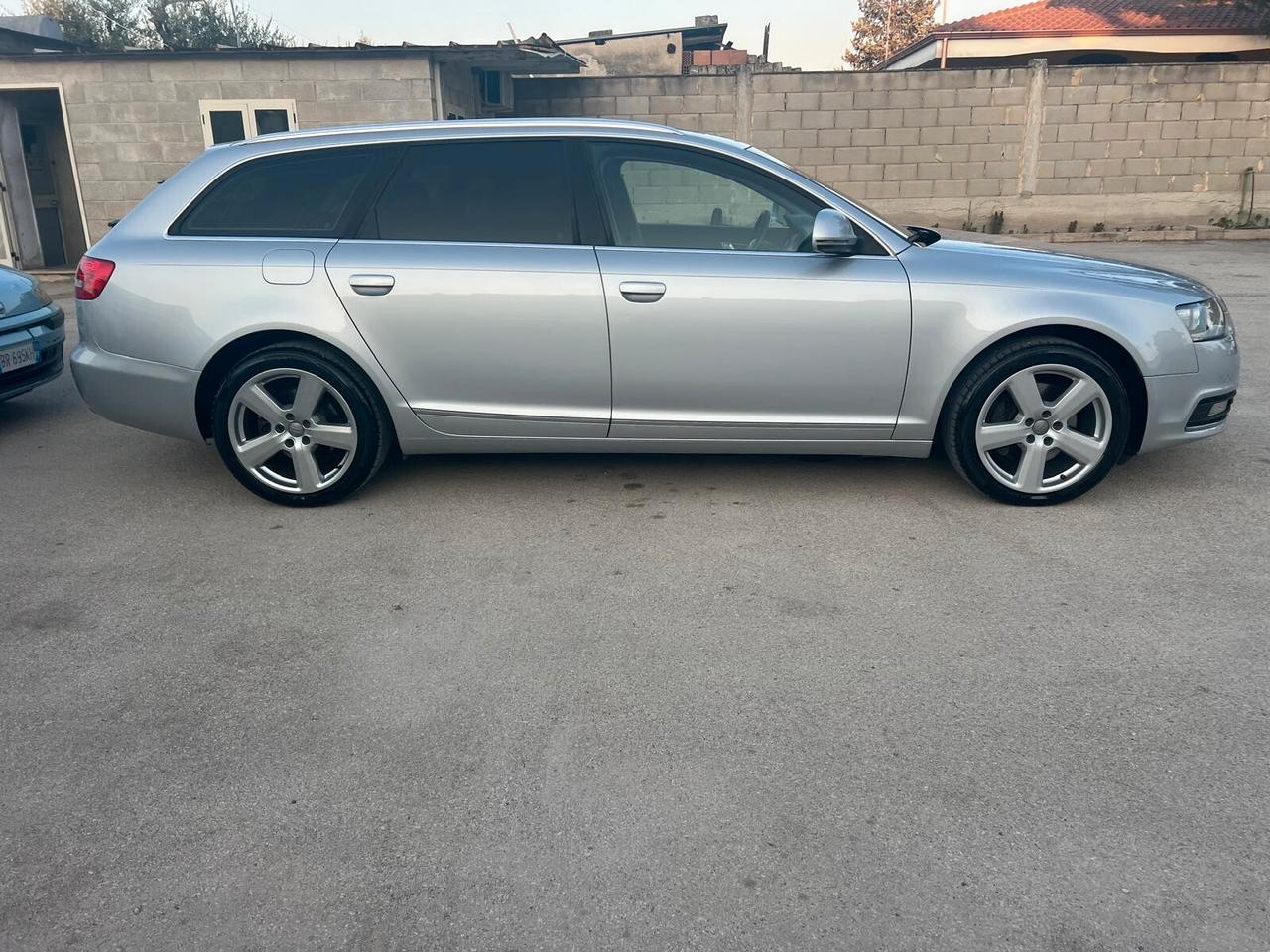 Audi A6 Avant 2.7 V6 TDI 190 CV