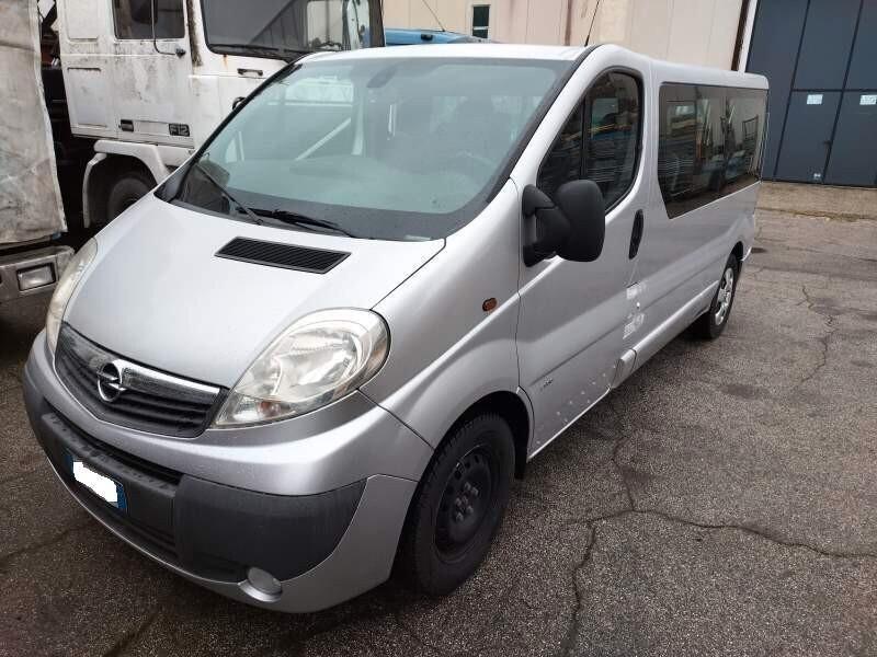 Opel Vivaro 29 2.0 CDTI 120CV 9 POSTI Furgone Vetrato Fap
