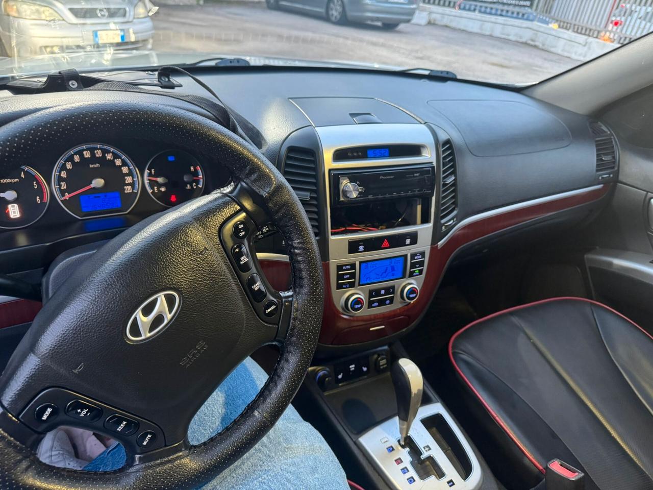 HYUNDAI SANTA FE 4x4 AUTOMATICA – FULL OPTIONAL – OTTIME CONDIZIONI