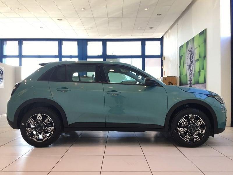 FIAT 600 600 Hybrid 145 CV DCT MHEV Icon MY24 + EXTRA