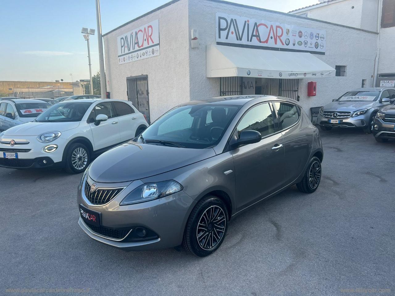 LANCIA Ypsilon 1.0 FireFly 5pS&S Hyb. Eco Silv.