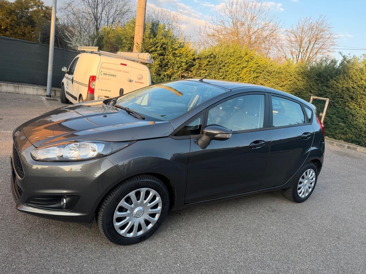 Ford Fiesta 1.4 GPL - NEOPATENTATI - 12 MESI DI GARANZIA -