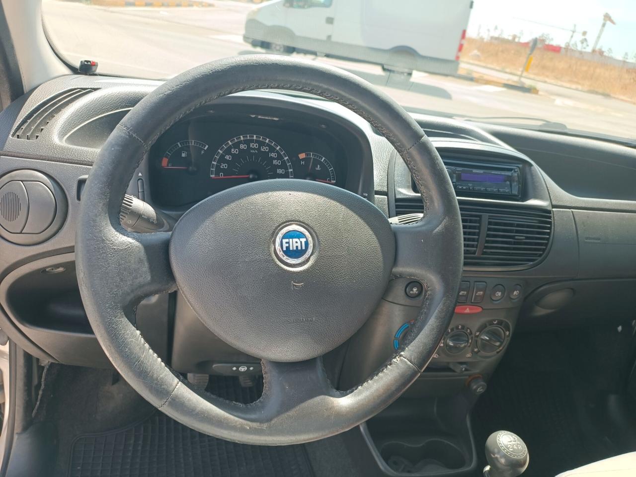 Fiat Punto 1.2 5 porte Active Natural Power