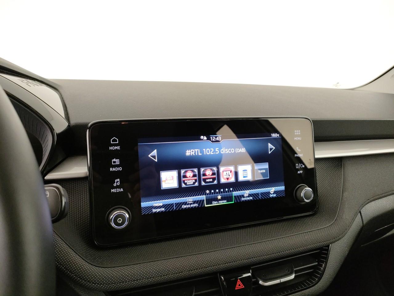 SKODA Fabia IV 2022 - Fabia 1.0 mpi Young Edition 80cv