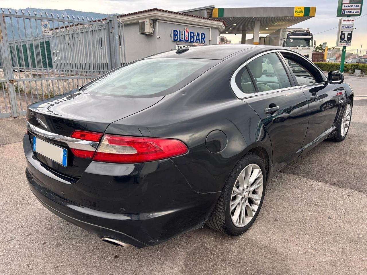 Jaguar XF 2.2 D 190 CV