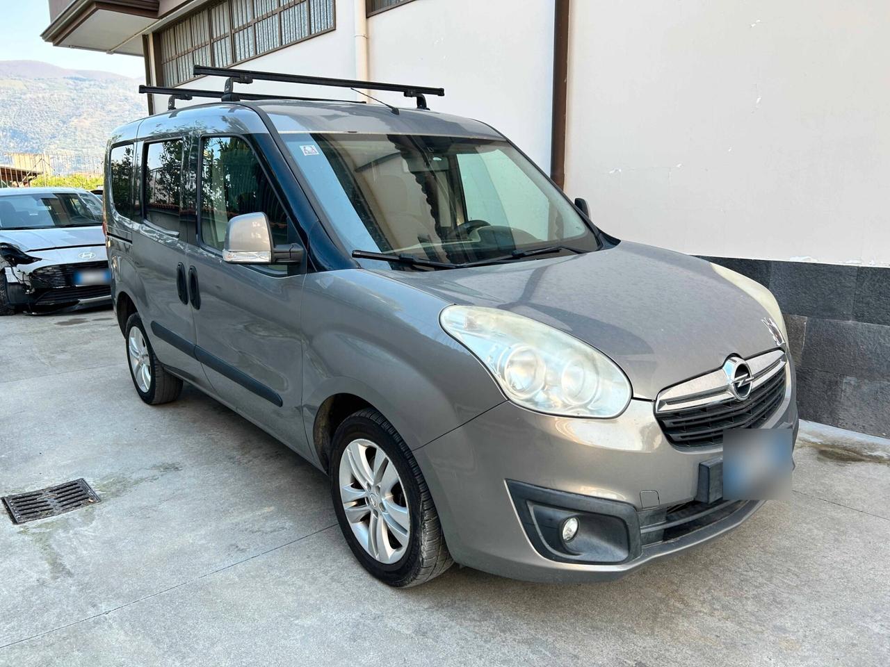 Opel Combo 1.6 CDTi 105CV - 2013