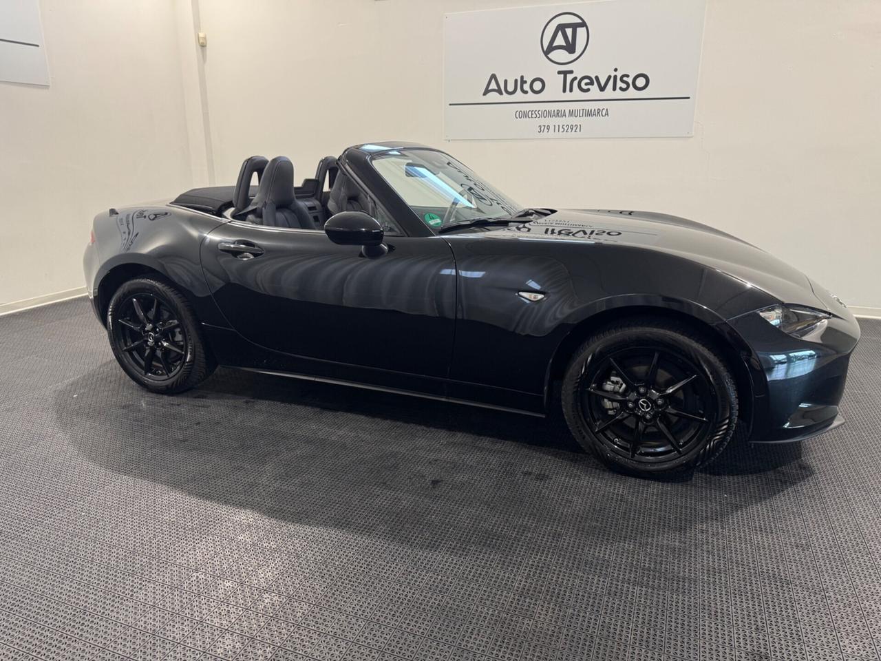 Mazda MX-5 1.5L Skyactiv-G Exceed