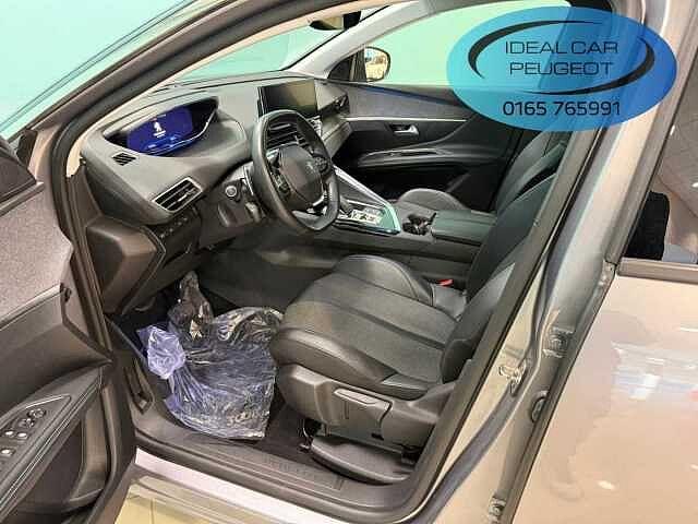 Peugeot 3008 Hybrid 225 e-EAT8 Allure Pack