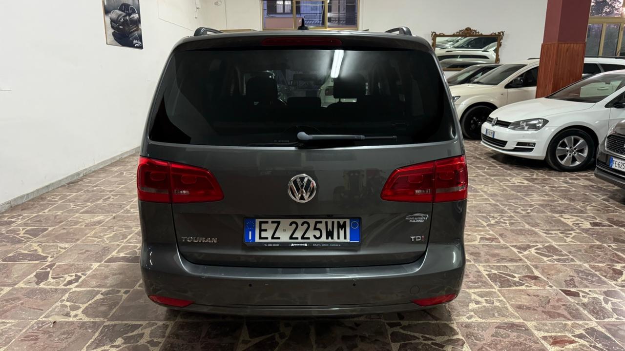 Volkswagen Touran 1.6 TDI DSG Comfortline-2015