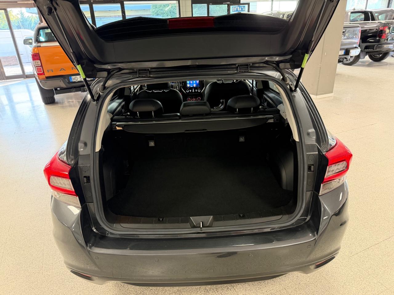 Subaru Impreza 2.0i Lineartronic MHEV Premium