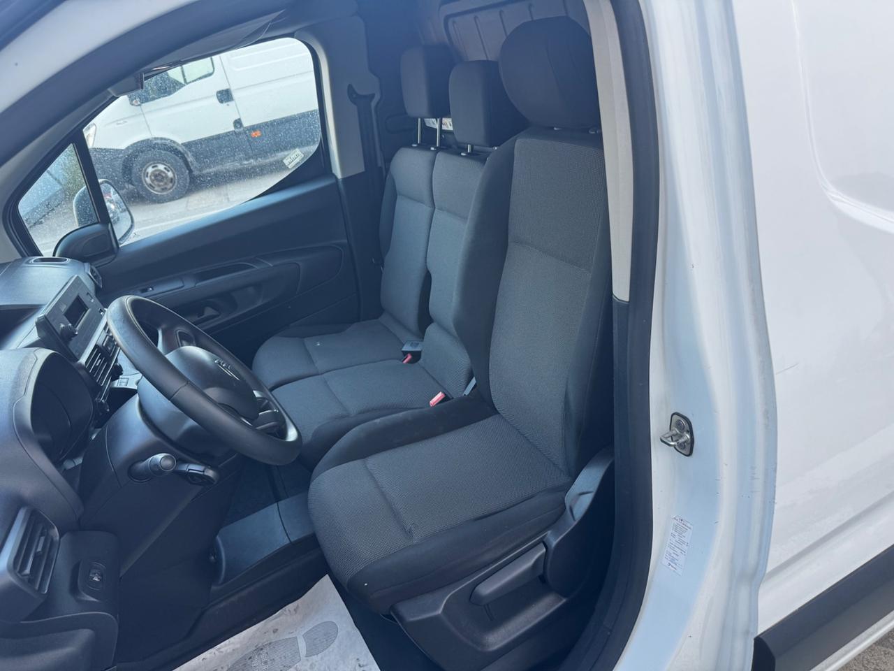 Citroen Berlingo BlueHDi 100 FRIGO ISOTERMICO