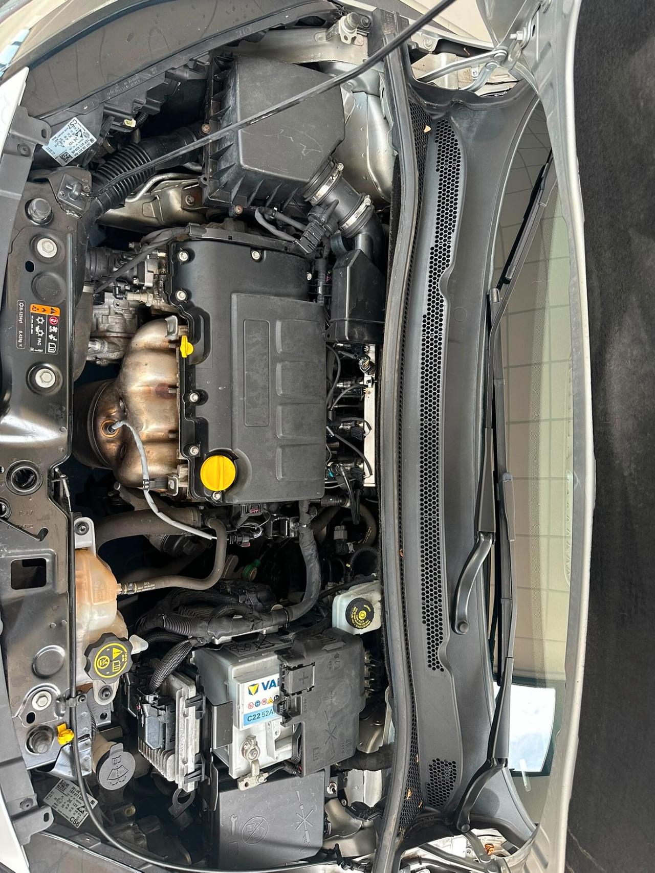 Opel Corsa 1.4 90CV GPL Tech Coupé Advance