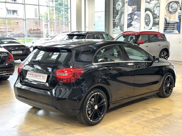MERCEDES-BENZ A 180 d Sport - 18" - Telecamera - Carplay