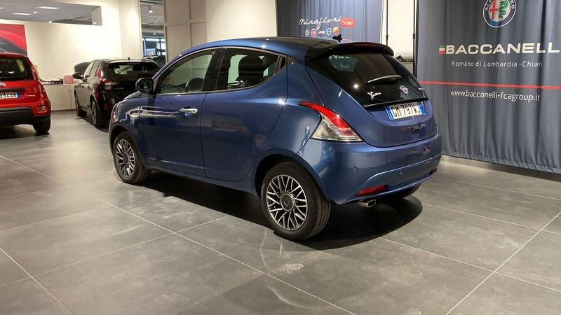 Lancia Ypsilon 1.0 FireFly 5 porte S&S Hybrid Gold Plus