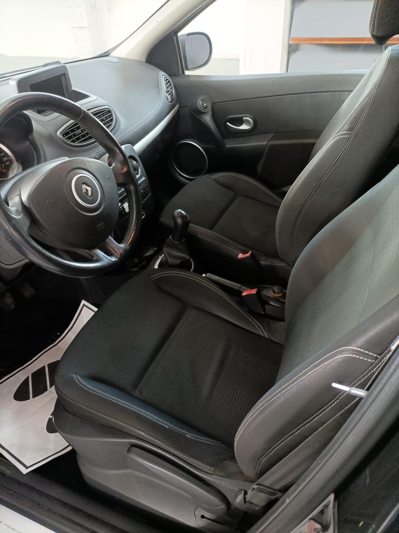 Renault Clio 1.2 16V (IN TRATTATIVA)