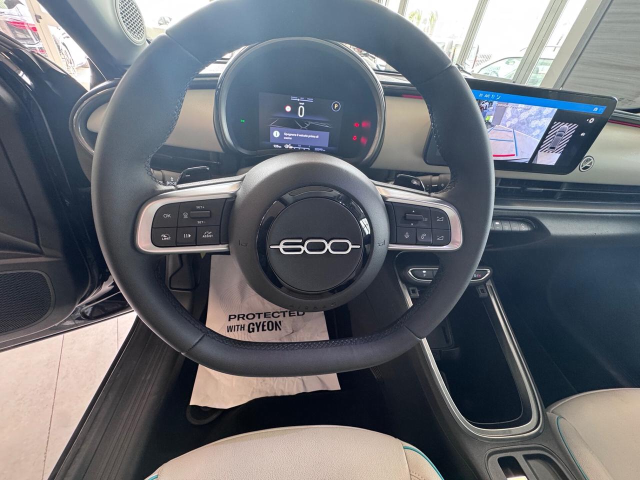 FIAT 600 HYBRID AUTOMATICA LA PRIMA MY2025