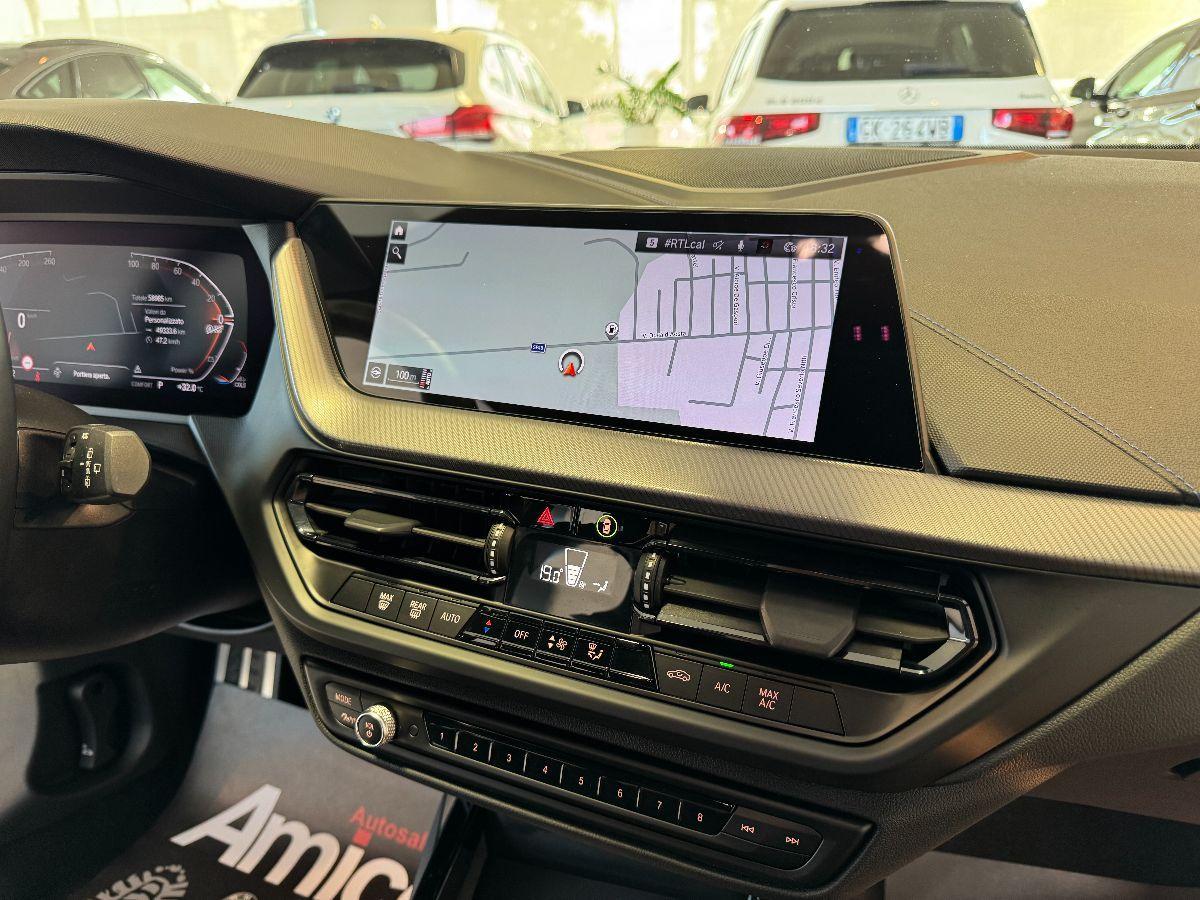 BMW Serie 1 118d M Sport Black Cromo Solo 58.000km