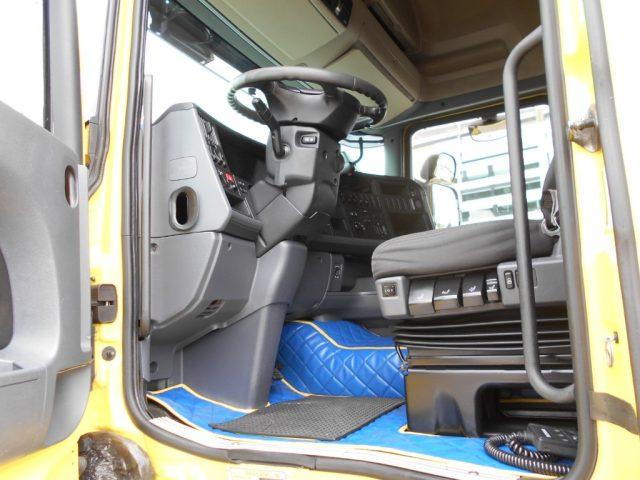 SCANIA R 440