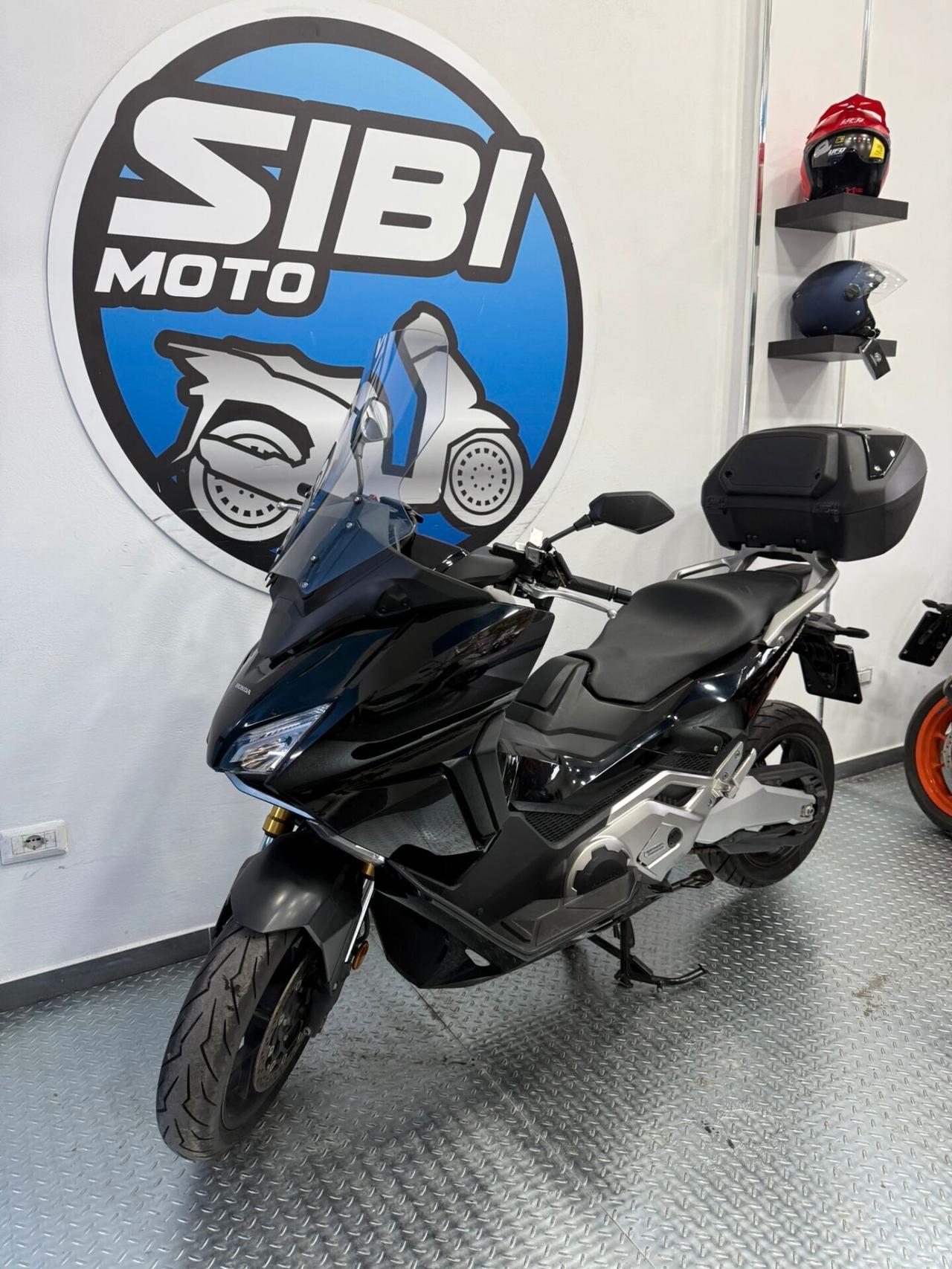 HONDA FORZA 750