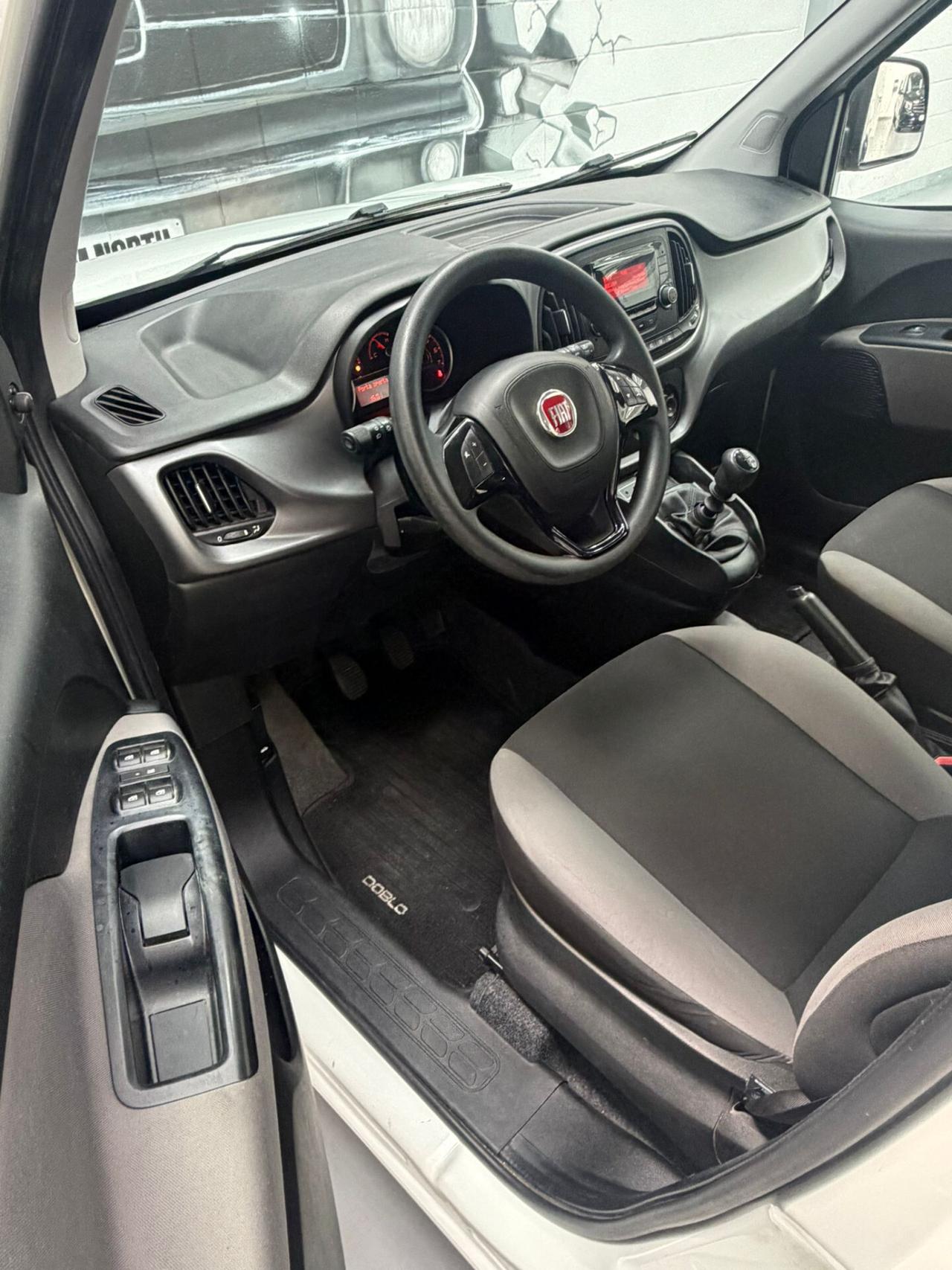 Fiat Doblo II 2015 1.6 mjt 16v Easy 120cv 7 Posti