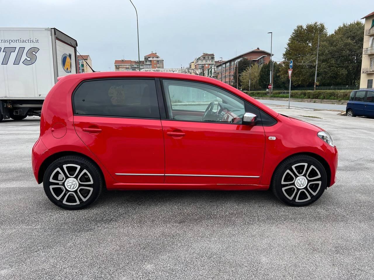 Volkswagen up! 1.0 75 CV 5p. high up!