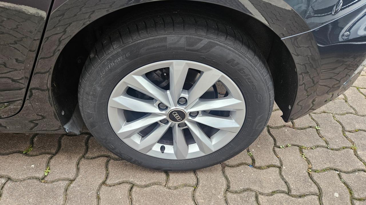 Audi A3 Sportback 2.0 tdi s-tronic NAVY-VIRTUAL-LED