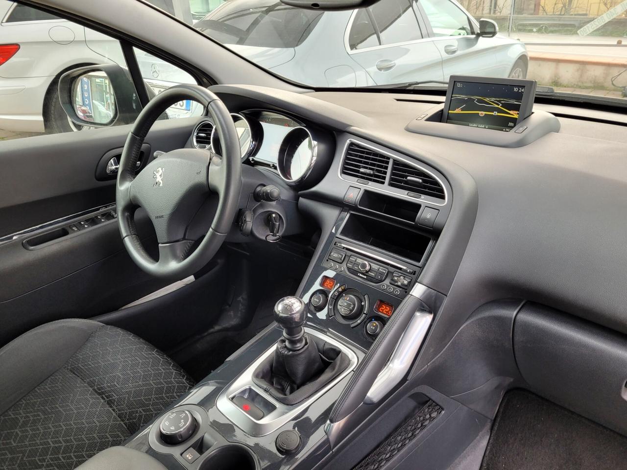 Peugeot 3008 1.6 HDi 115CV Allure
