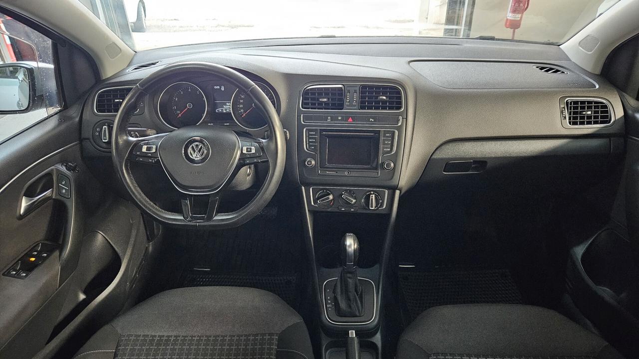 Volkswagen Polo 1.2 90CV NEOPATENTATI - 2014