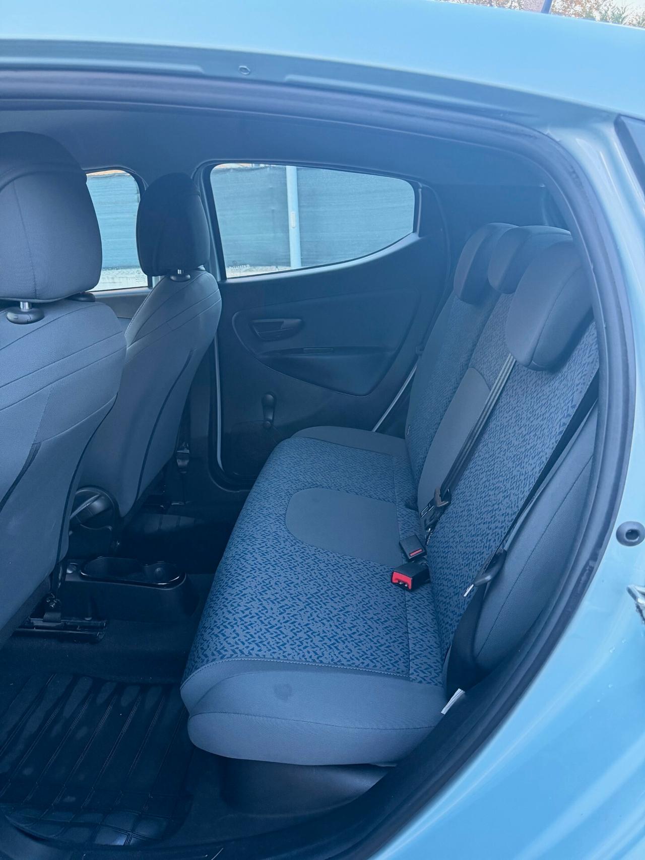 Lancia Ypsilon 1.2 Gpl - NEOPATENTATI - 12 MESI DI GARANZIA -