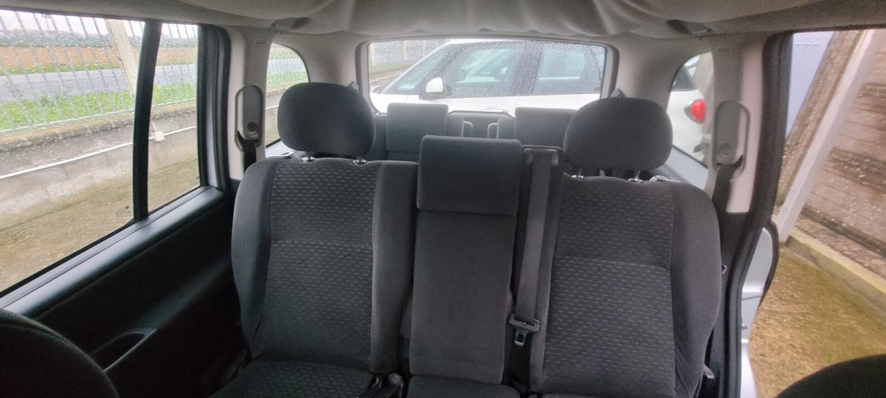 Opel Zafira 7 POSTI 2.0 16V DTI cat Comfort