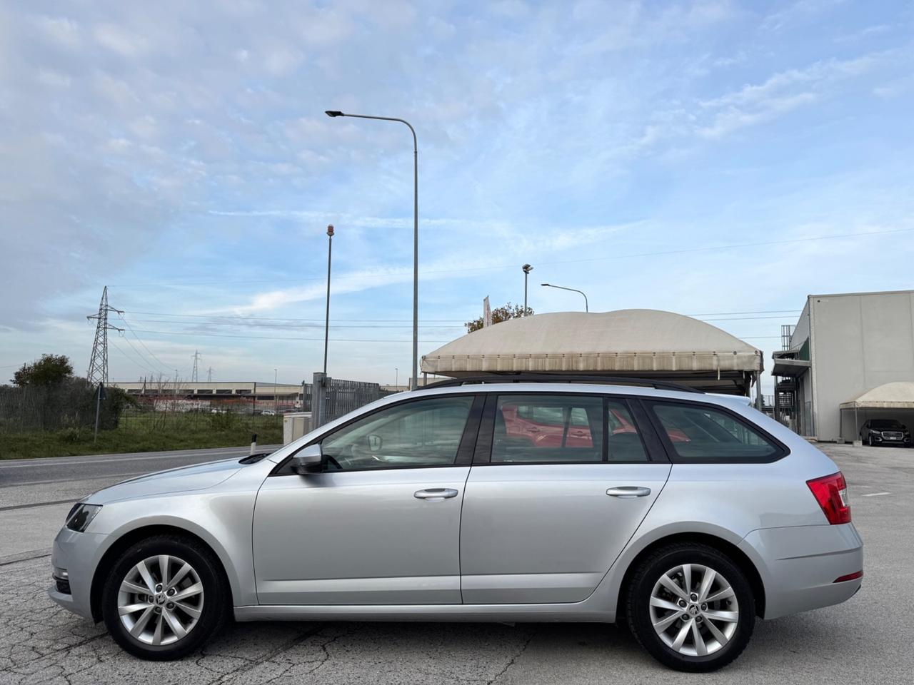 SKODA OCTAVIA 1.5 DSG Style G-Tec Metano - Navi