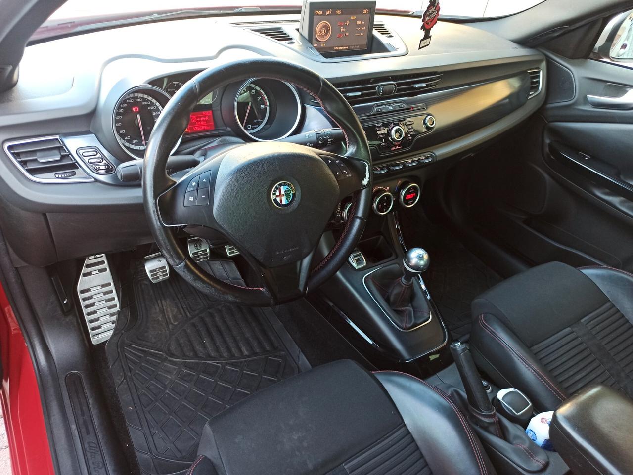 Alfa Romeo Giulietta 1750 TBi Quadrifoglio Verde