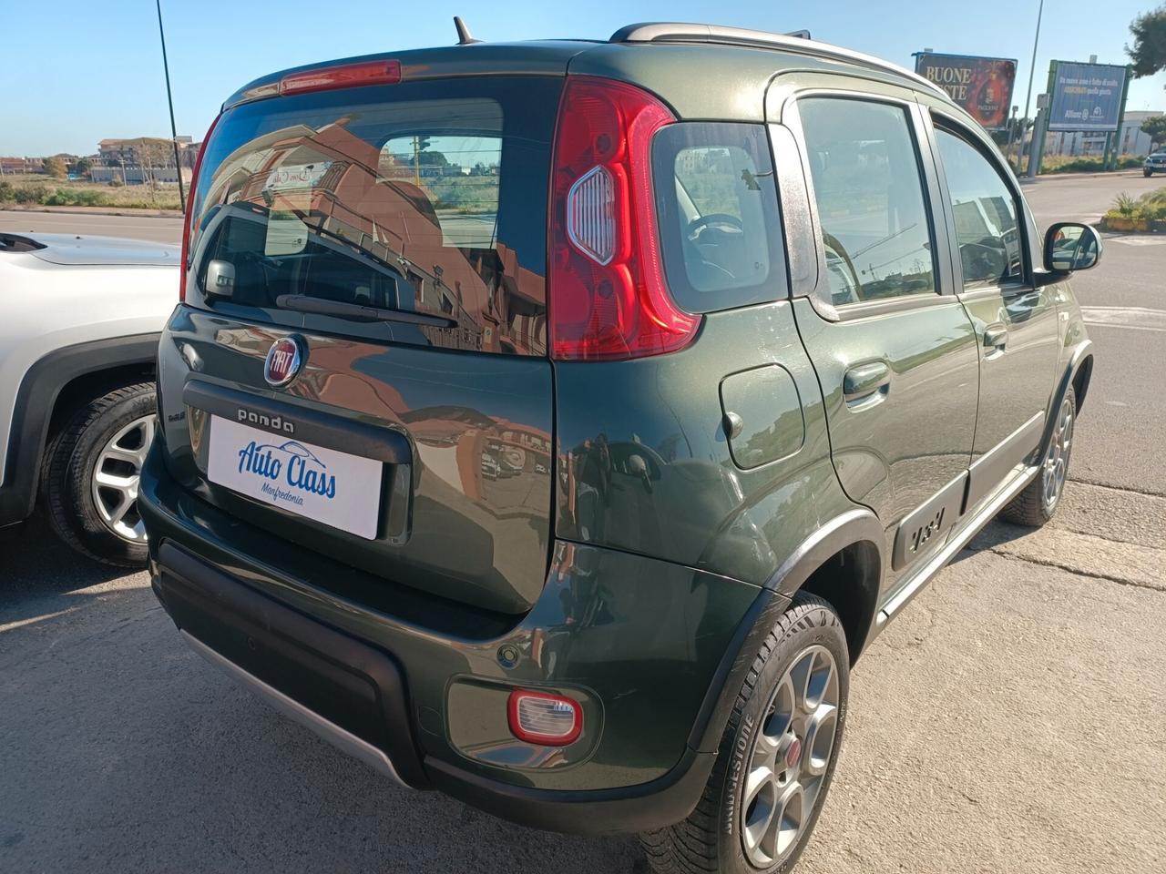 Fiat Panda 1.3 MJT 16V DPF 4x4 Climbing