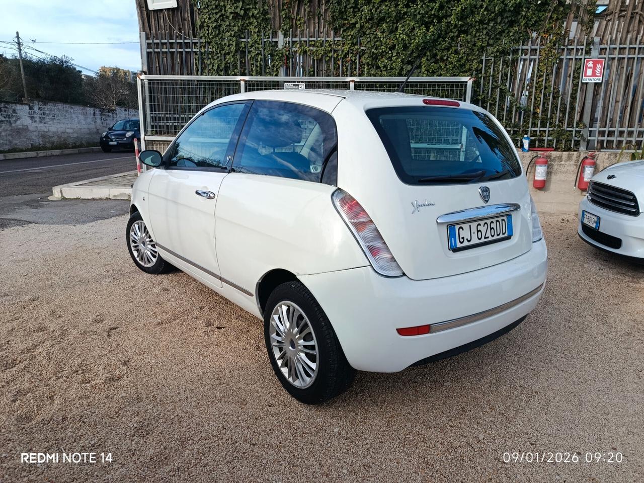 Lancia Ypsilon 1.3 MJT 75 CV Elle