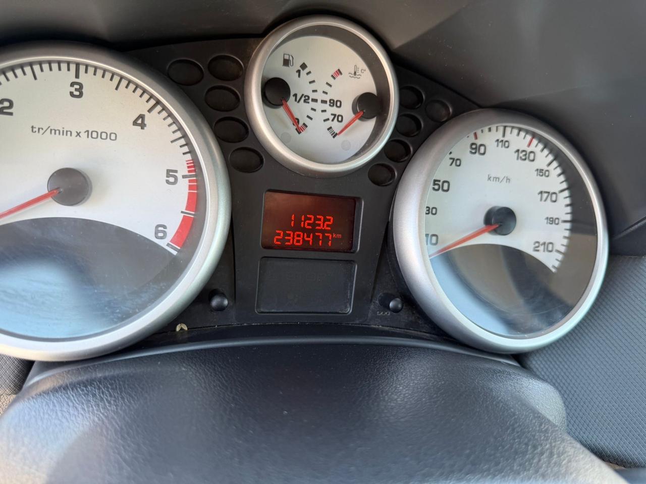 Peugeot 207 1.4 Diesel- Neopatentati- Climatizzatore