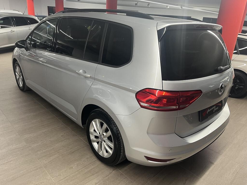 Volkswagen Touran VW TDI DSG 7 posti