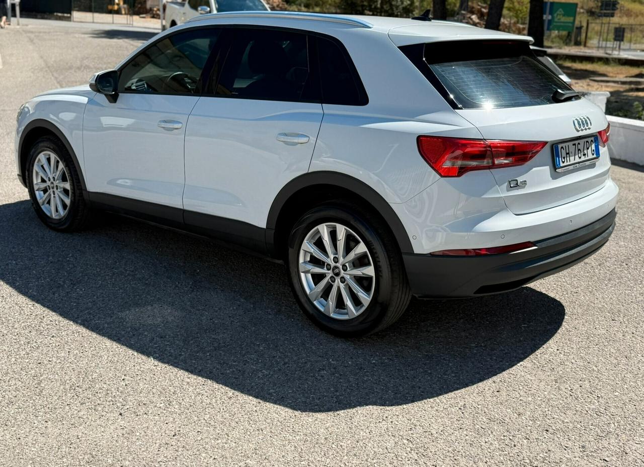 Audi Q3 35 TDI S tronic Business Advanced