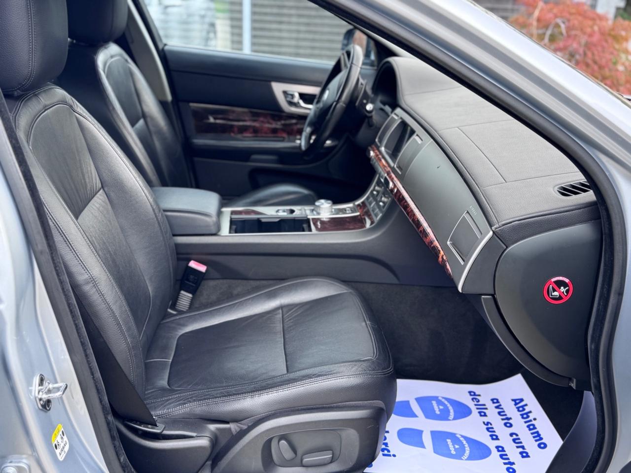 Jaguar XF 3.0 Diesel 240cv - Automatica Euro 5