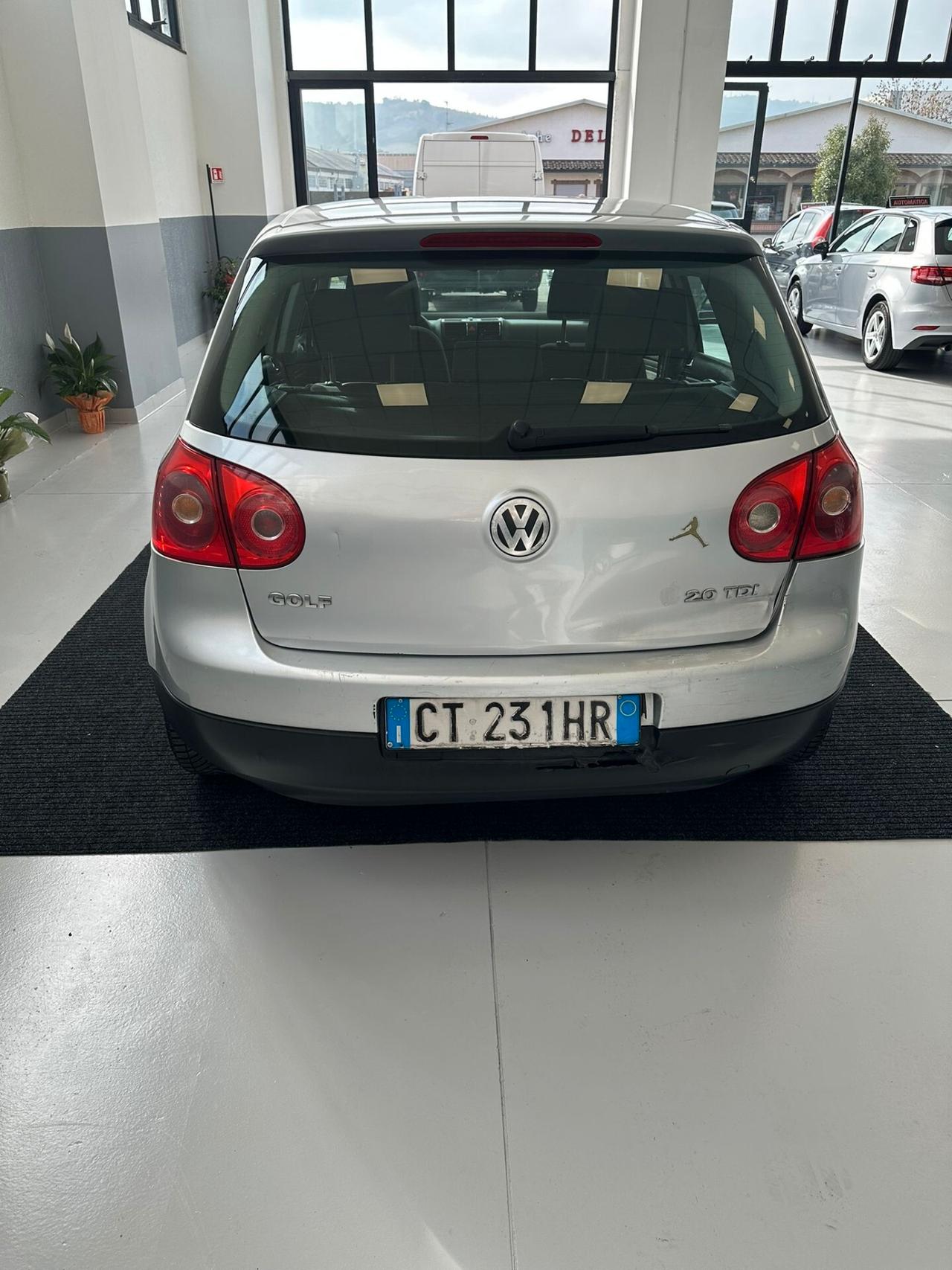 Volkswagen Golf 2.0 16V TDI 5p. Sportline