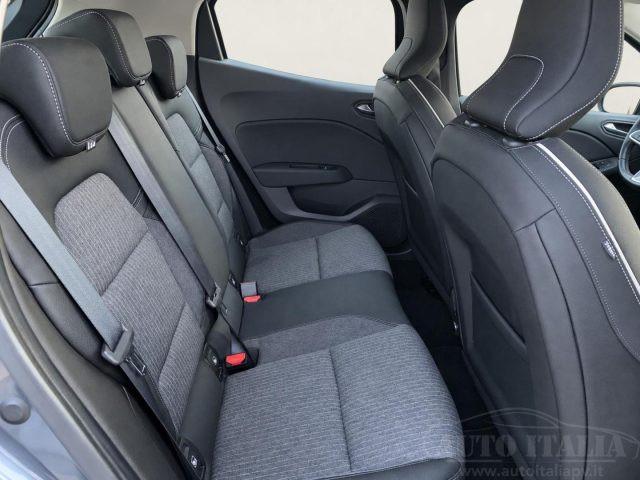 RENAULT Clio Blue dCi 115 CV 5 porte Initiale Paris