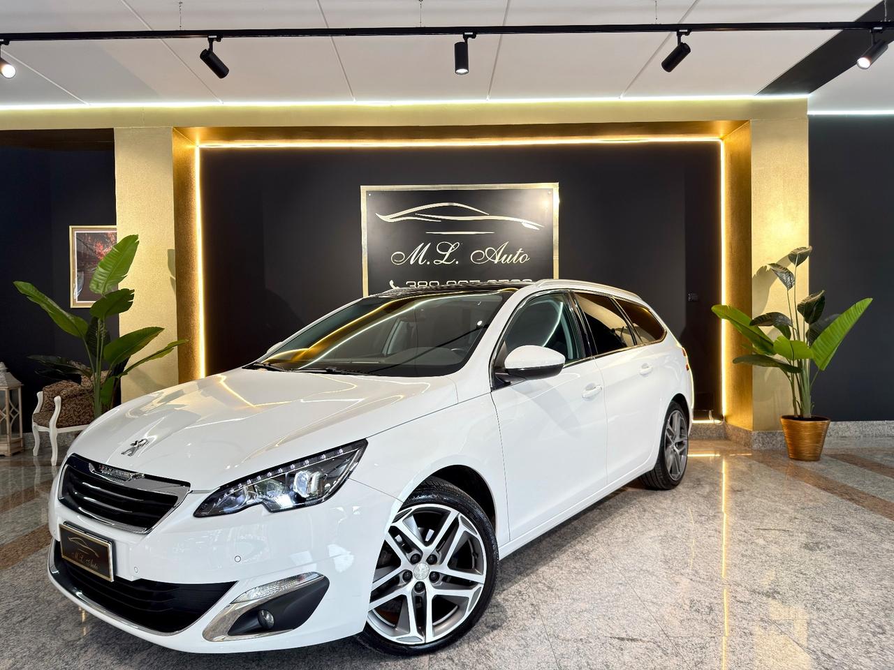 Peugeot 308 BlueHDi 120 S&S SW Allure