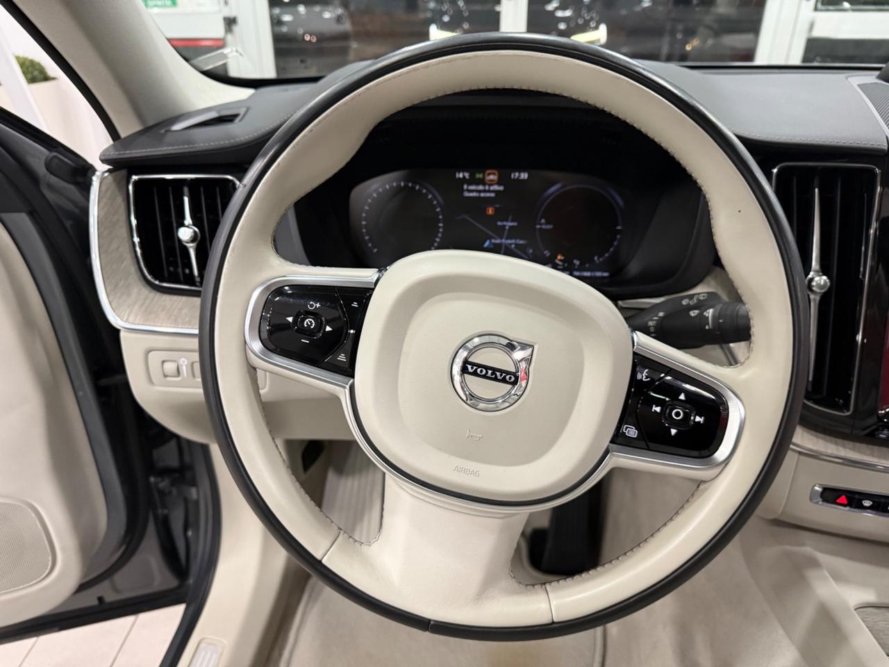 Volvo XC60 XC60 T8 Recharge Plug-in Hybrid AWD Inscription