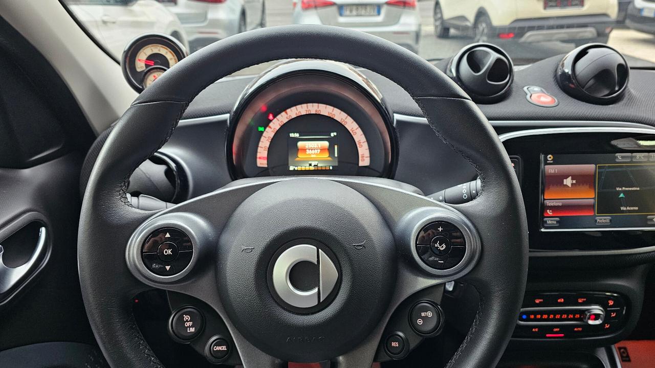 Smart ForFour 90 0.9 Turbo twinamic Passion UNIPRO NAV ANDROID TAGL UFF LED RETROCAM