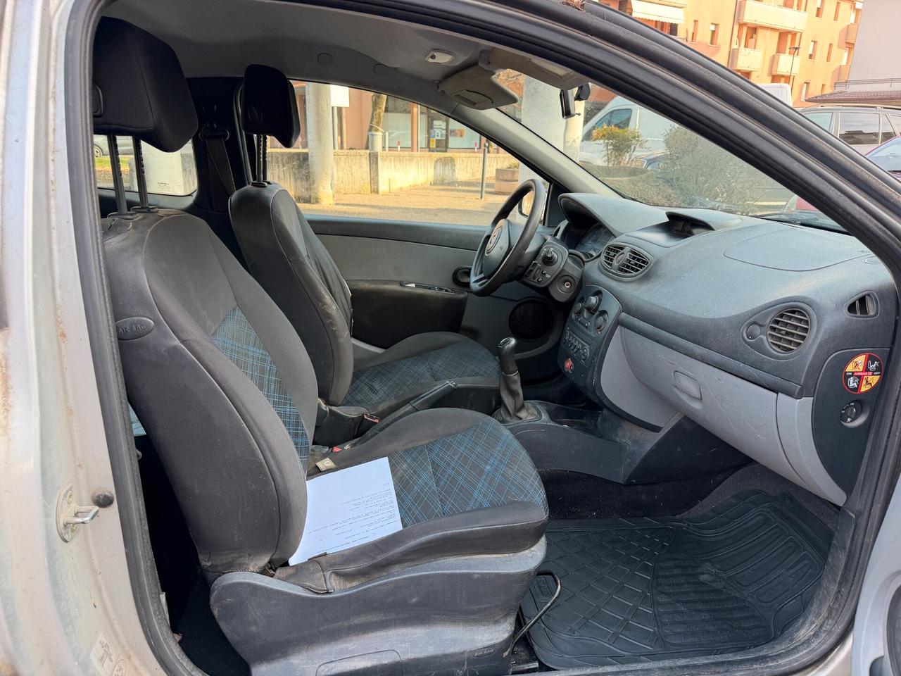 Renault Clio Storia 1.2 3 porte Confort
